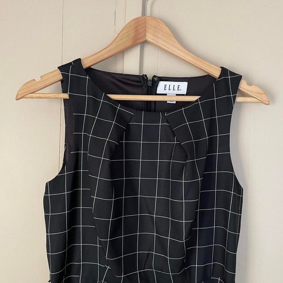 Midi Cubic Pattern Printed Sleeveless Dress Size 6 - Picture 2 of 4